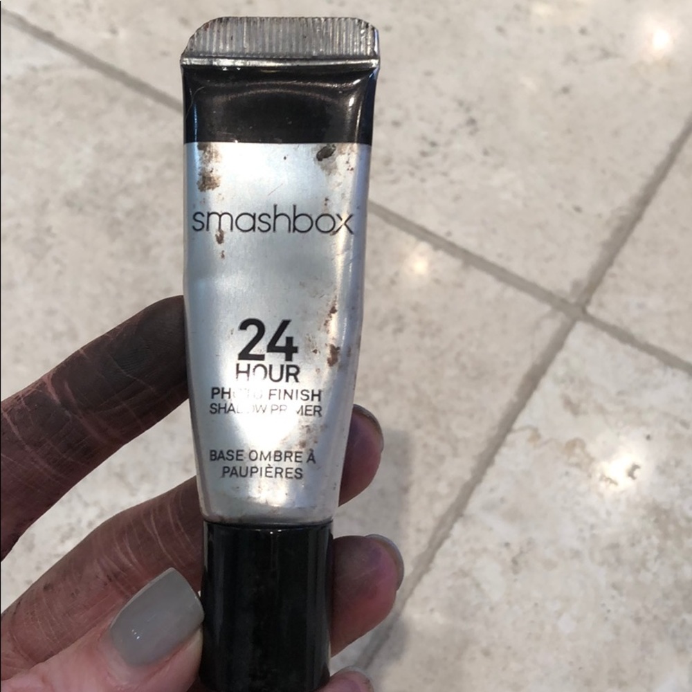 Smashbox 24 photo finish shadow primer